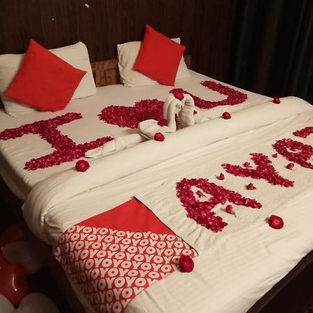 Hotel Kamal Lucknow Luaran gambar